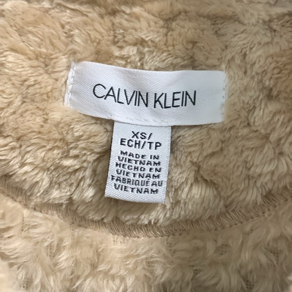 Soft Calvin Klein Full Zip Sweater - Picture 2 of 11